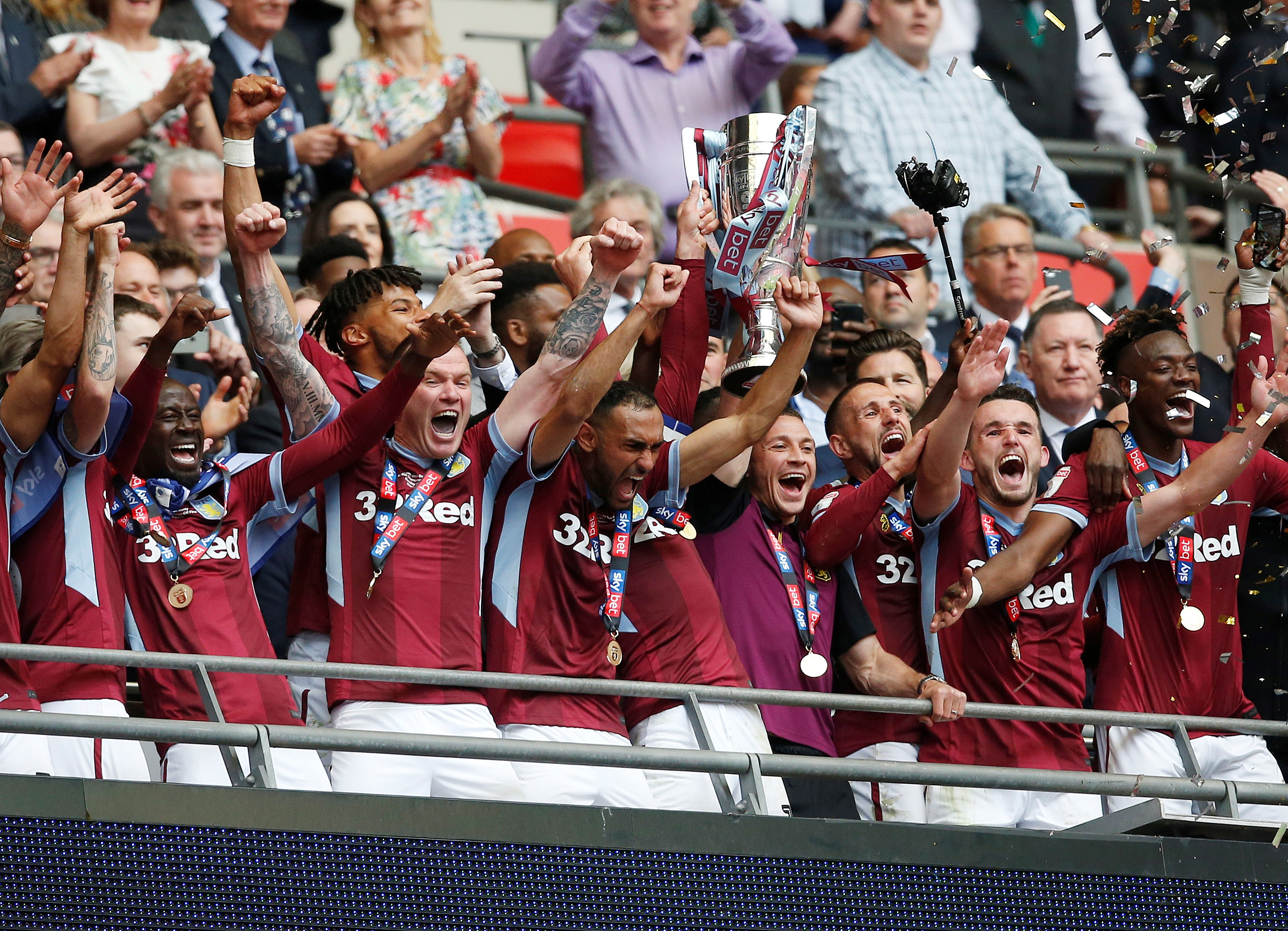 一个不容忽 一个不容忽