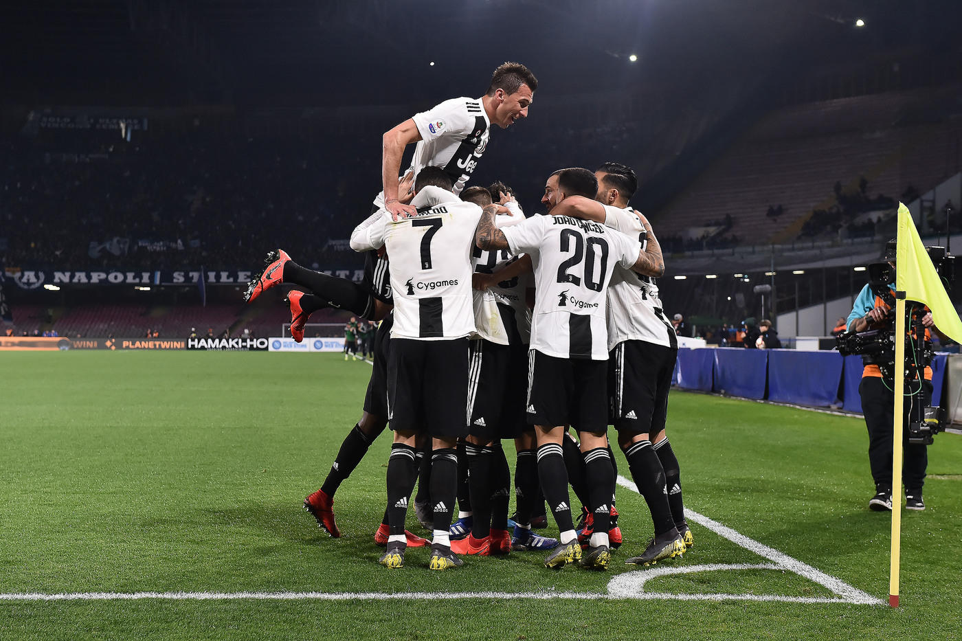 12支队伍 12支队伍